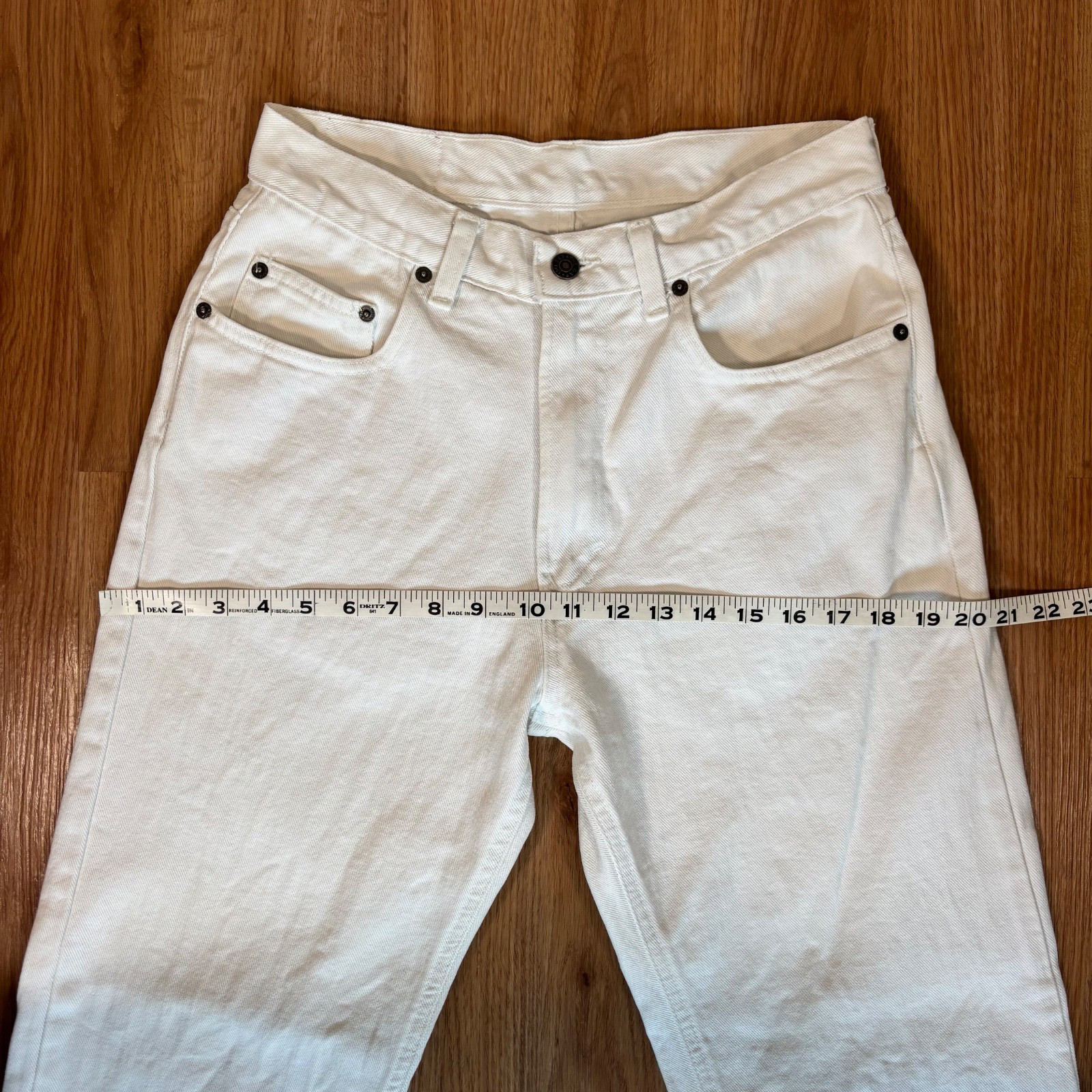 VTG Gap Jeans Loose Fit 90s Women’s Sz 26 White Made in USA Coastal Minimalism