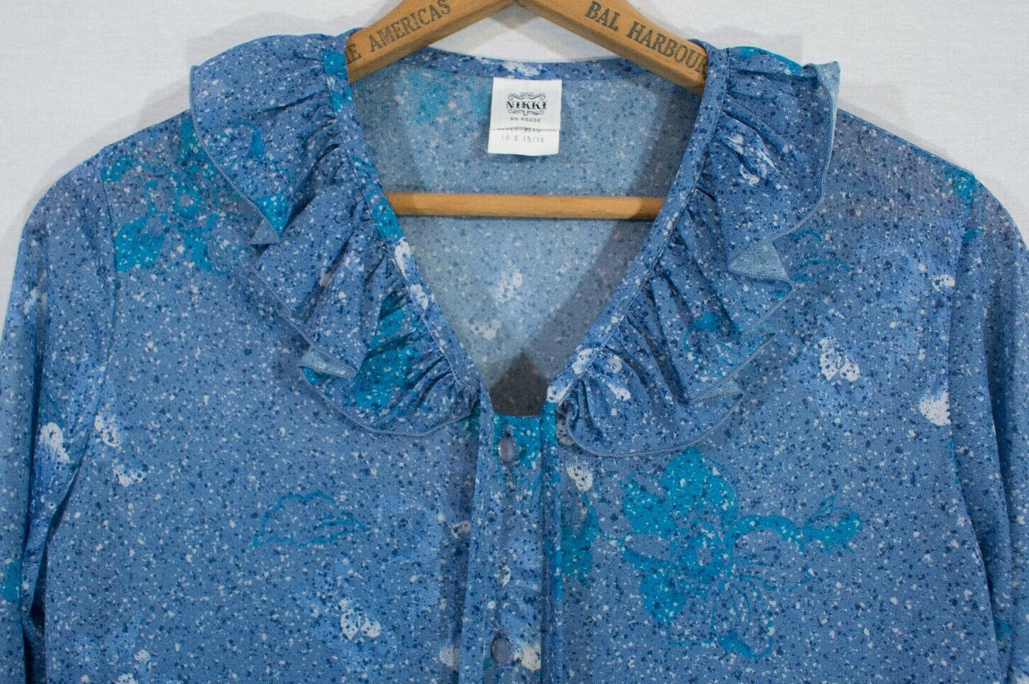 1970’s Blouse Vintage Nikki Designer Shirt Button Down Ruffle Neck Top Gauze