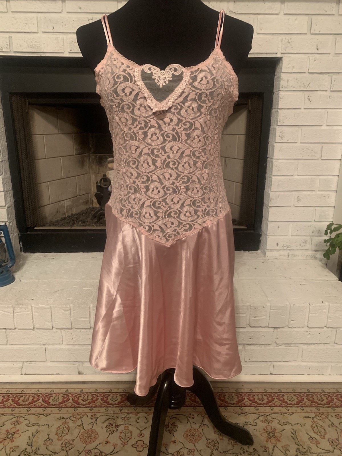 Secret Treasures Pink Lace Shiny Liquid Satin Nightie Nightgown Womens Large
