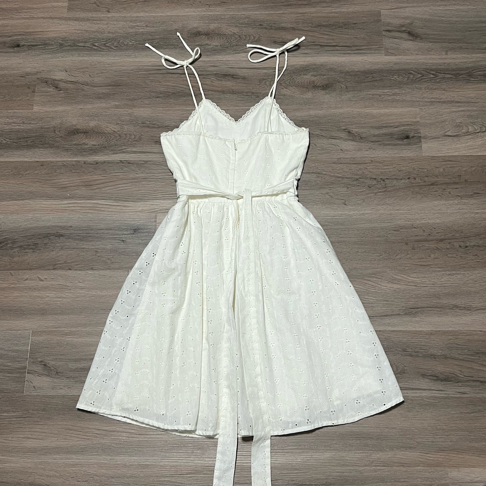 VTG Candi Jones California Size 9 Dress White Eyelet Lace Tie Shoulders 1970s