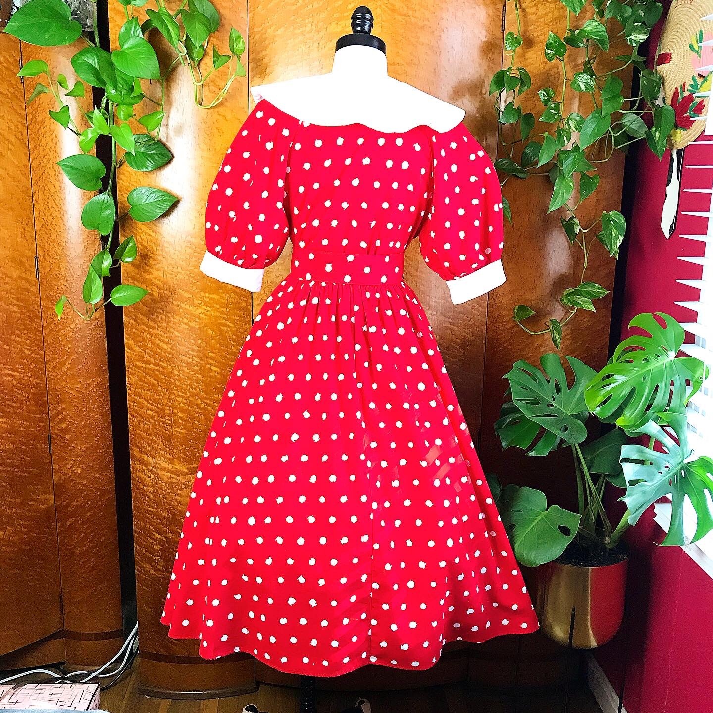 ABSTRACT POLKA DOTS 80’s 80s Does 50’s Style Vintage Red Double Breasted Dress S