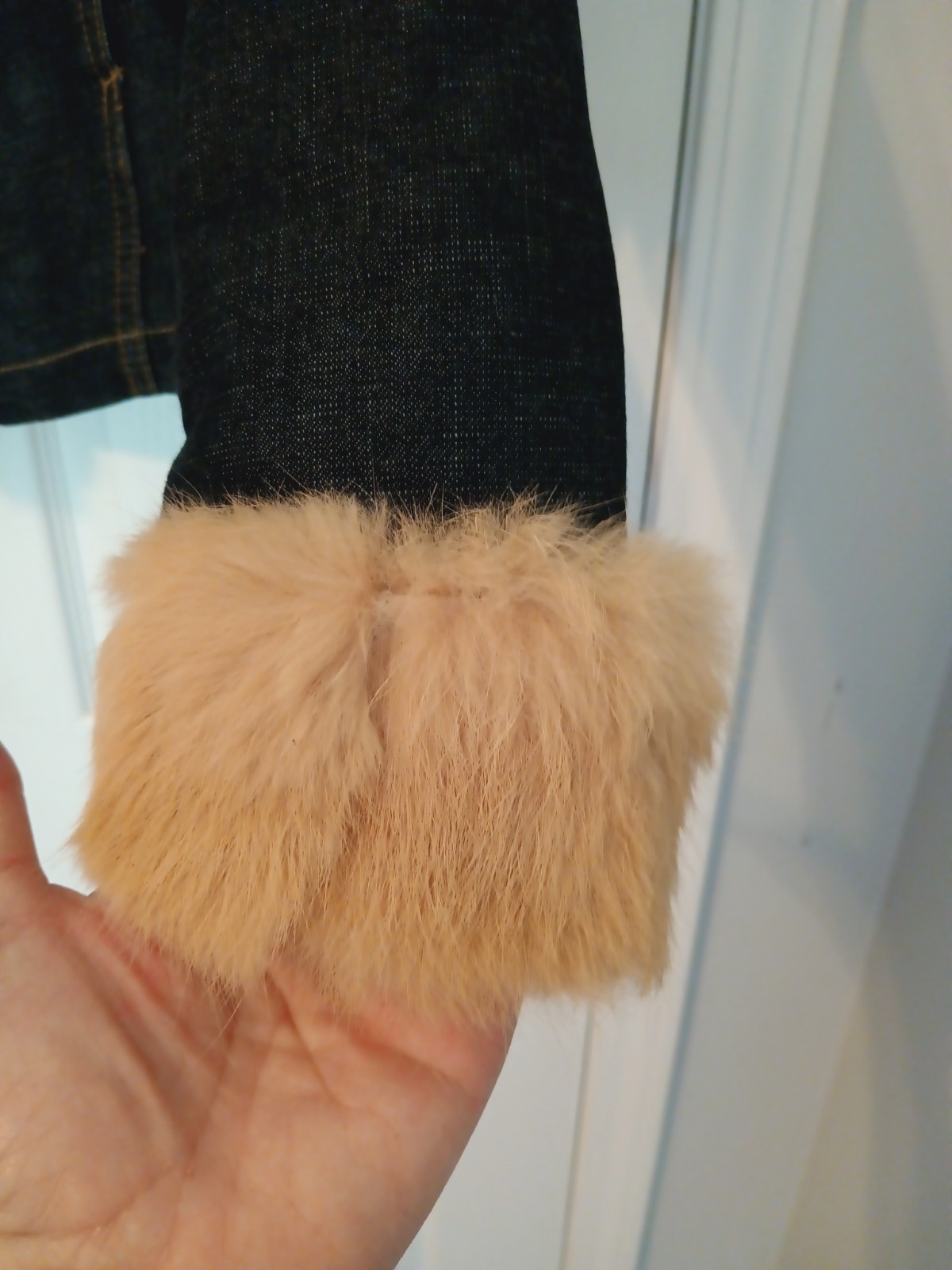 VTG Y2K StreetCode denim jean jacket short detach rabbit fur trim quilt lining S