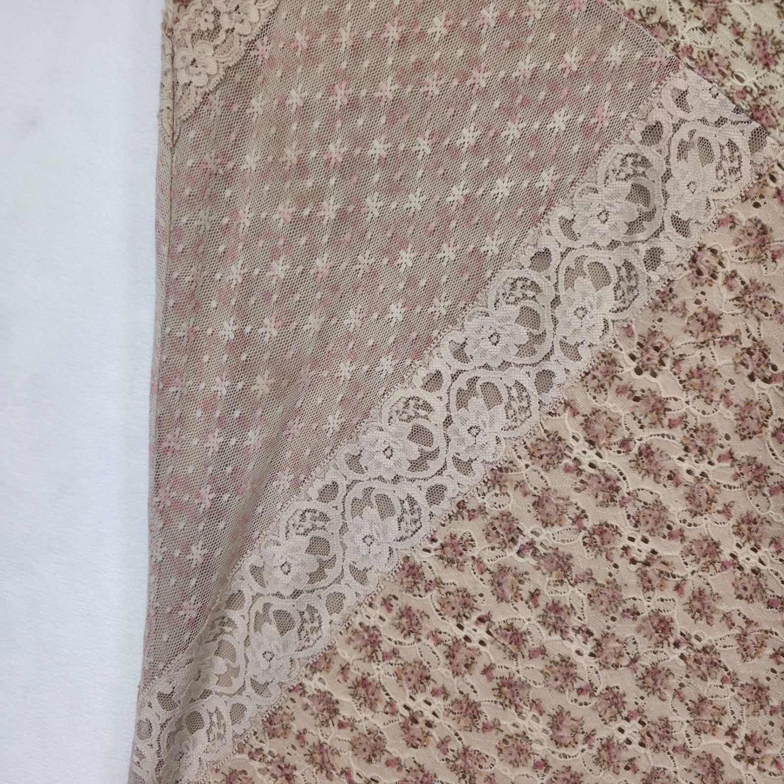 Floral Patchwork Lace Boho Skirt Womens M Pink Cottagecore Coquette Ruffle Y2K