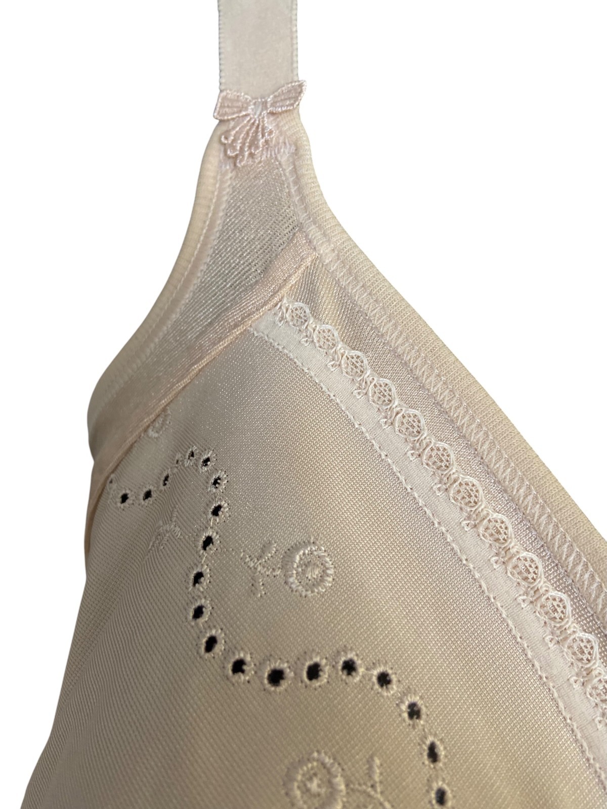Women’s 70’s Vintage shapewear by Triumph | One piece in skin tone | Size EU 80D