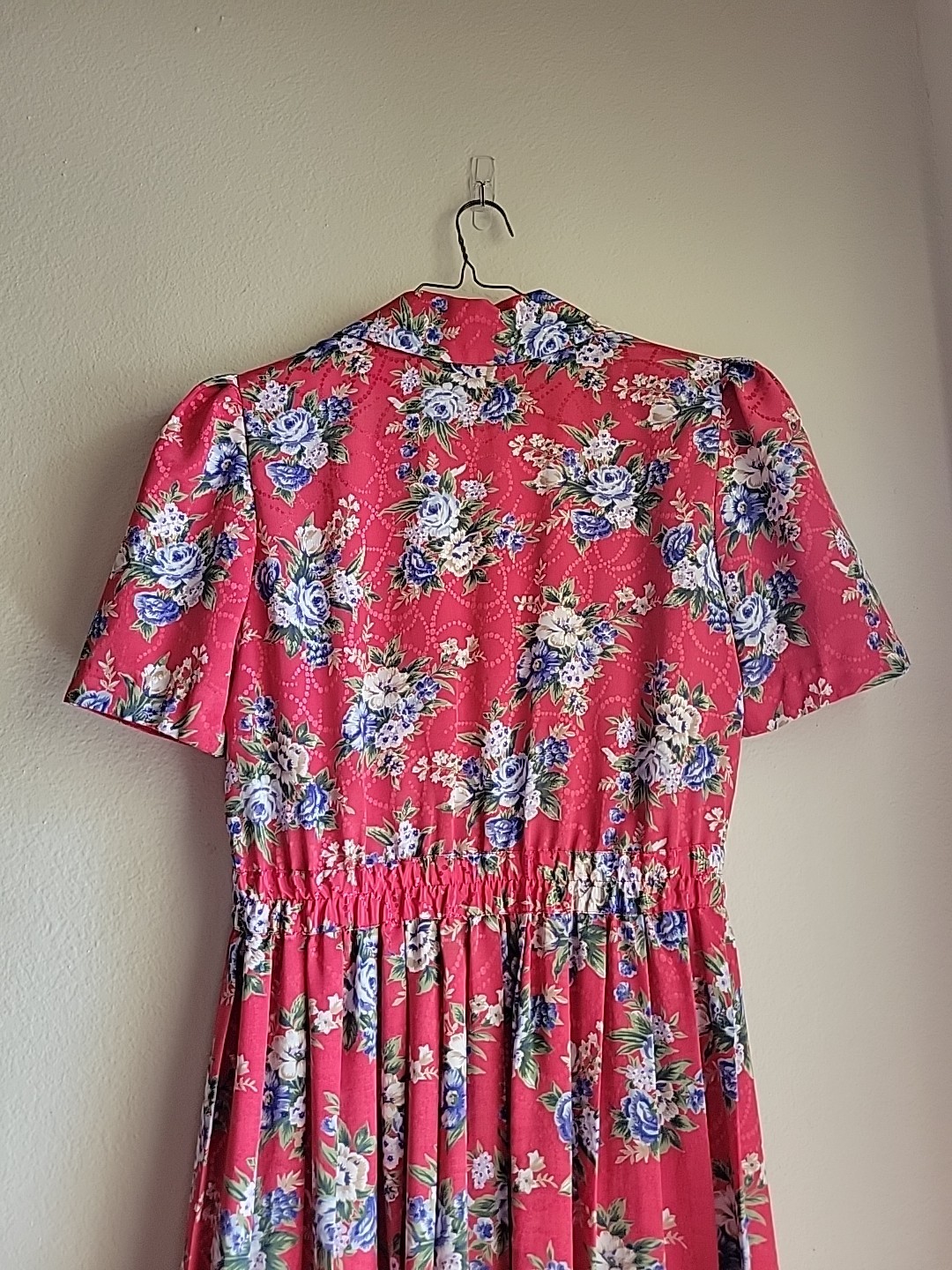womens vintage secretary midi Collared dress S/M Red Floral Pleated Romantic USA