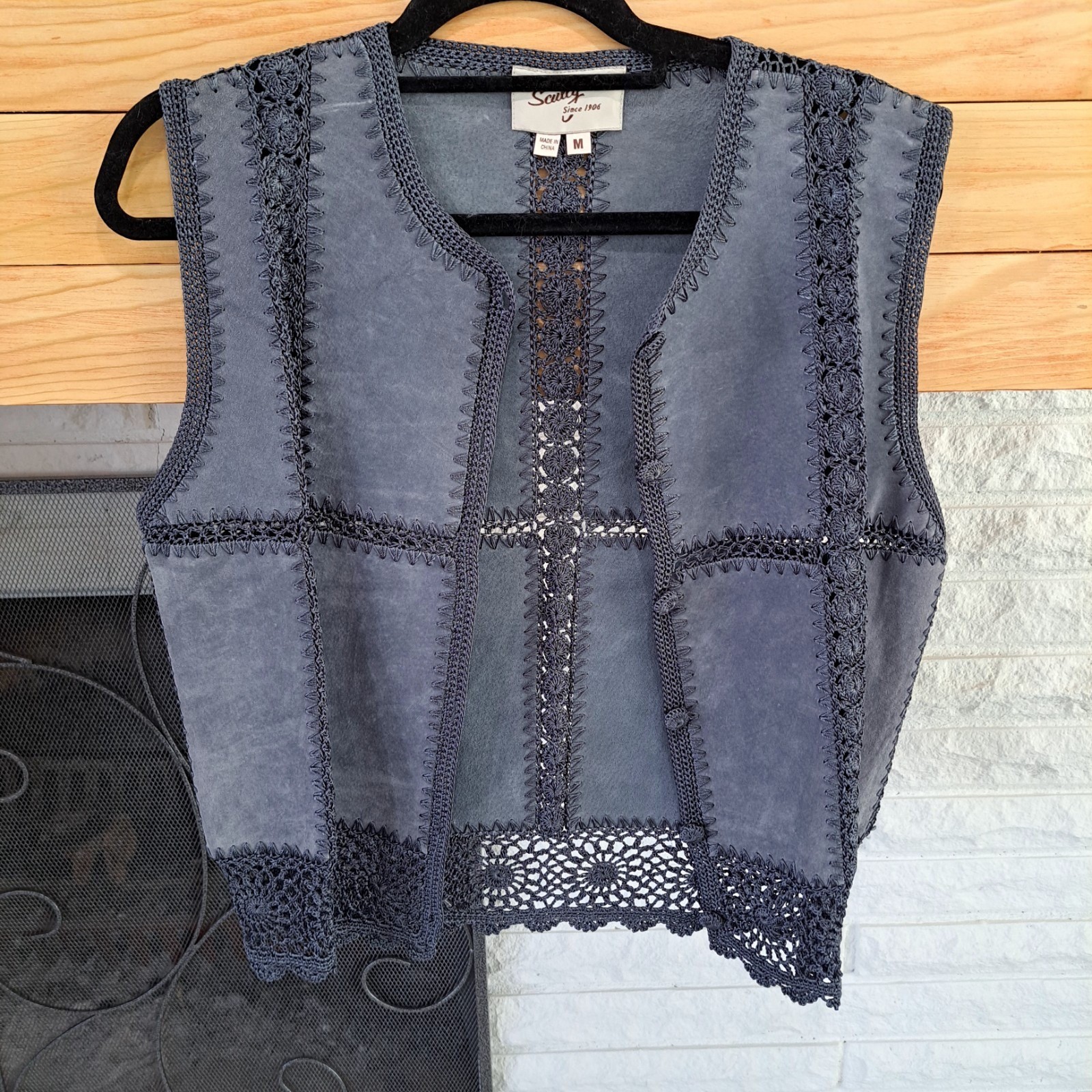 New Scully Leather Festival Women’s Med Vest Western Crochet Buttons Rodeo Vtg