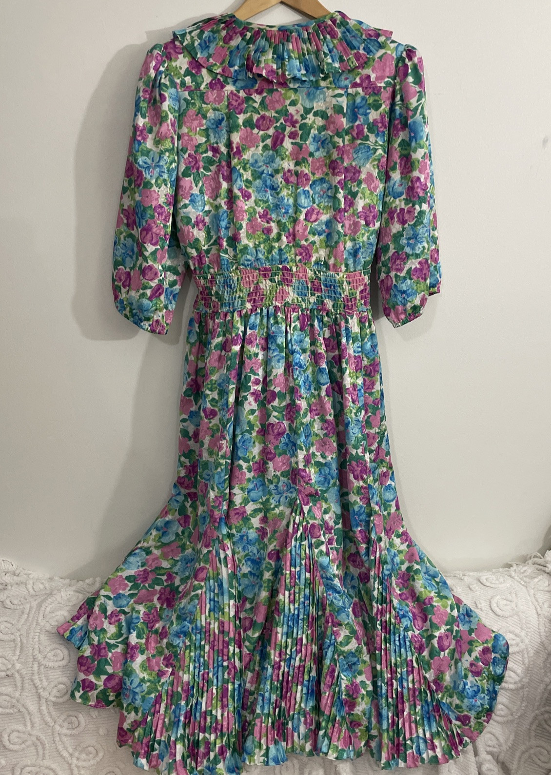 Vintage Susan Freis Floral Ruffled Midi Dress XS Smocked Waist 3/4 Sleeve AOP