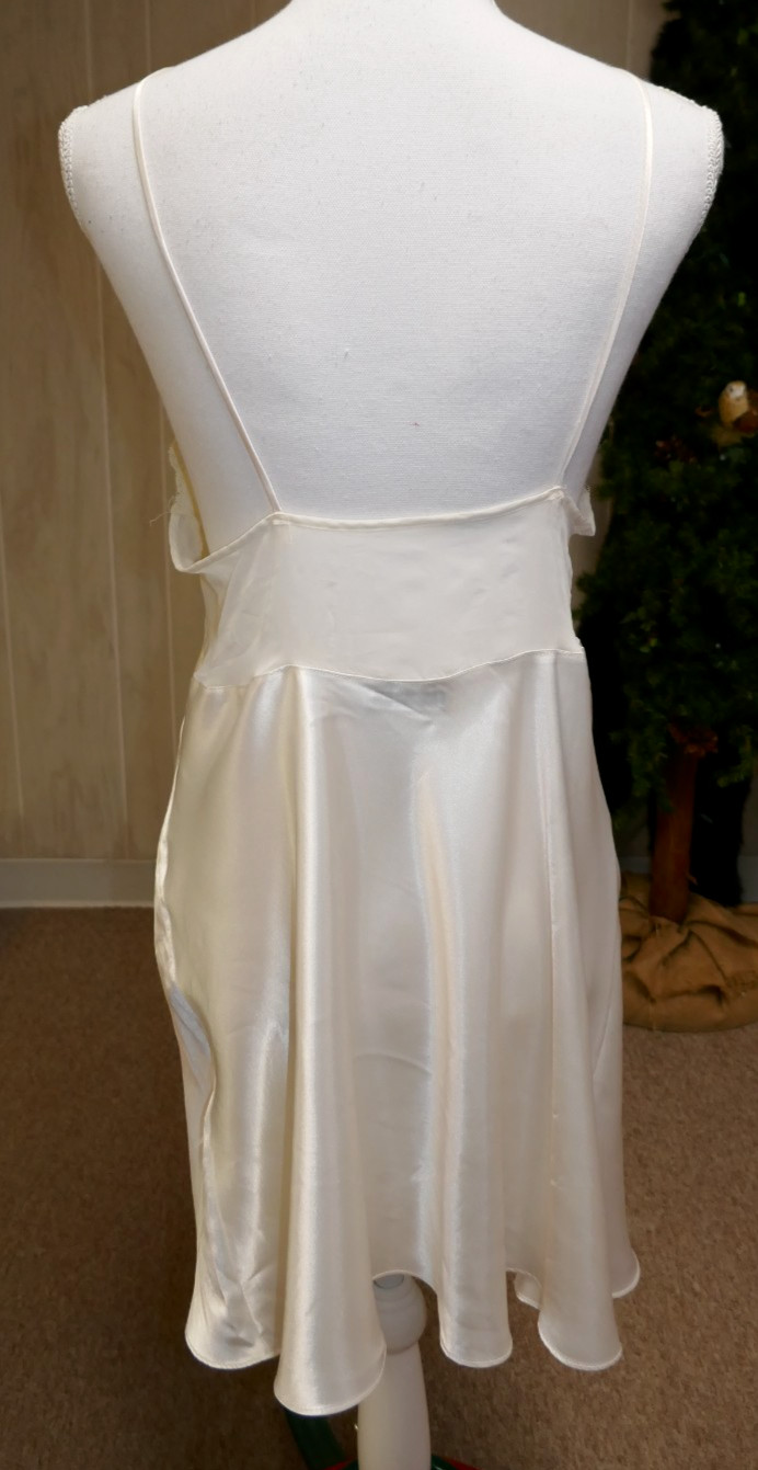Vintage Blanche Robe And Nightgown Silky & Lace Peignoir Set- Size M