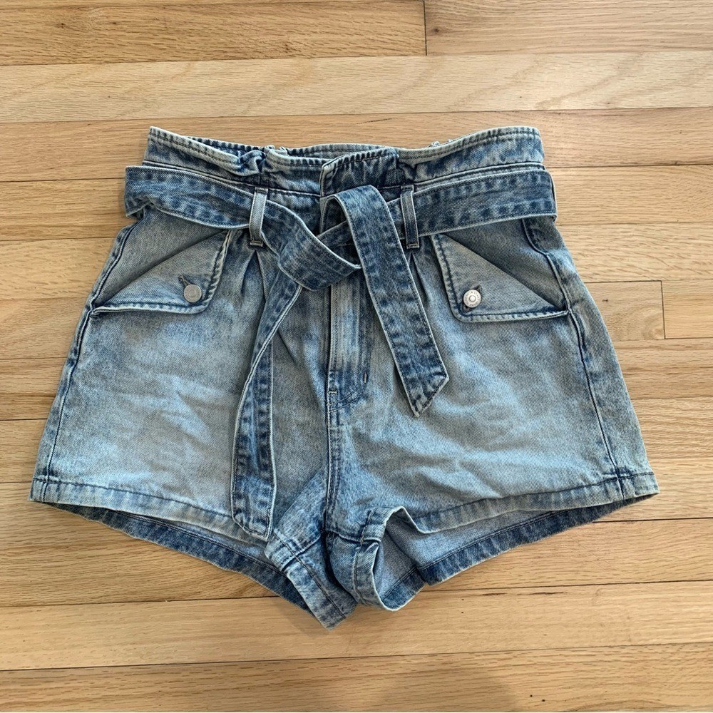 Veronica Beard Nori Denim High Waisted Paper Bag Shorts Belted Size 28