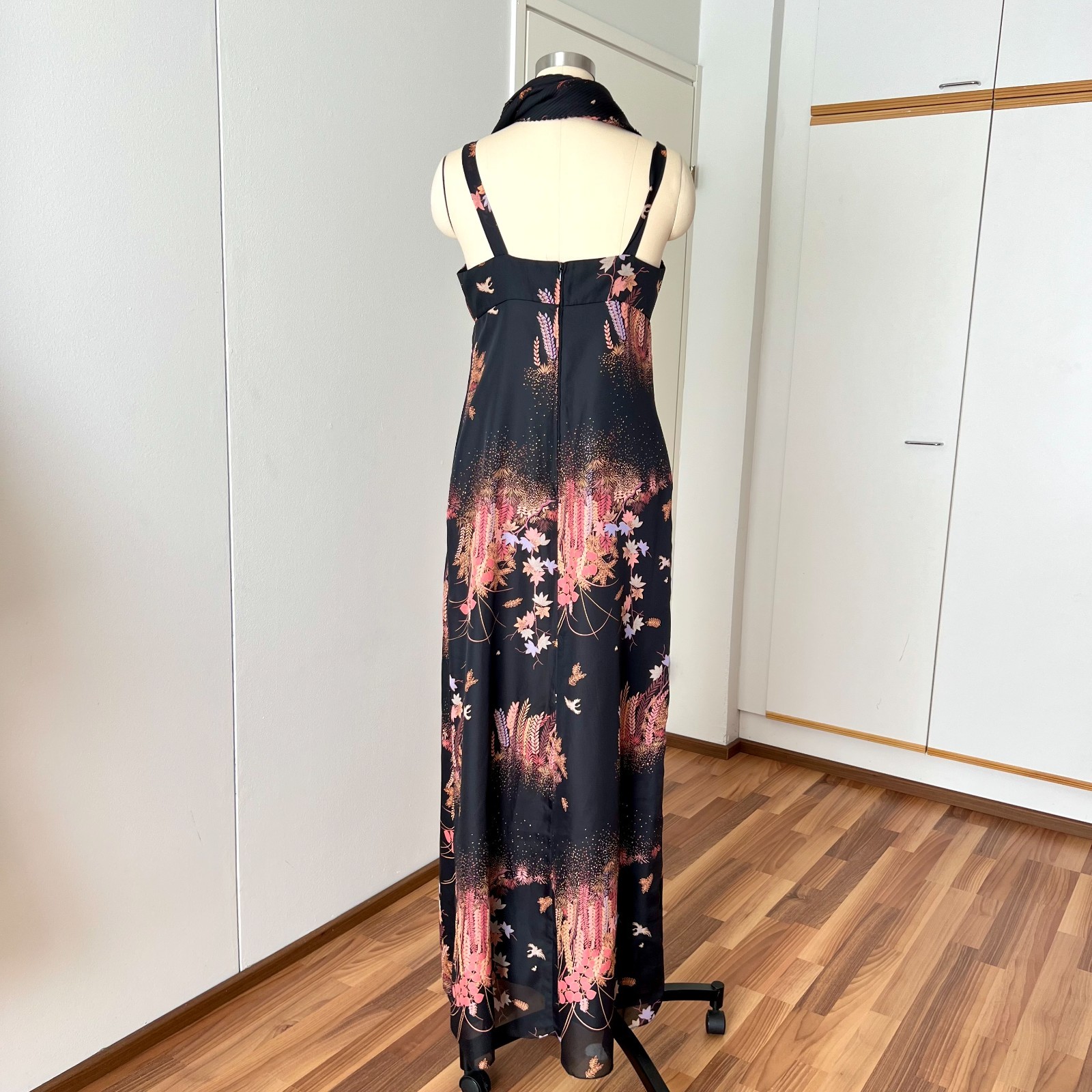 1970s Floral Maxi Dress w/ Scarf Boho Hippie Retro Aline Wedding Guest Summer 42
