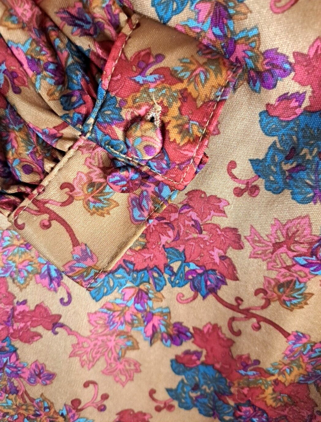 Vintage Queens Way Womens Button Down Top Collared Bow Brown Floral 1970s S