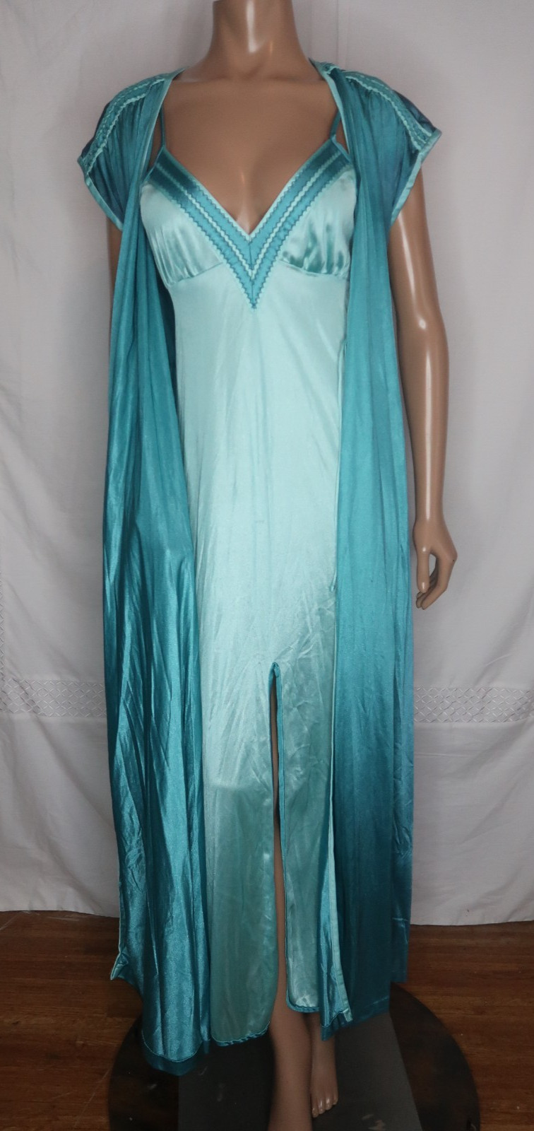 Vintage Blue Full Length Nightgown Robe Dutchess Individually Yours Jr 9 Girly