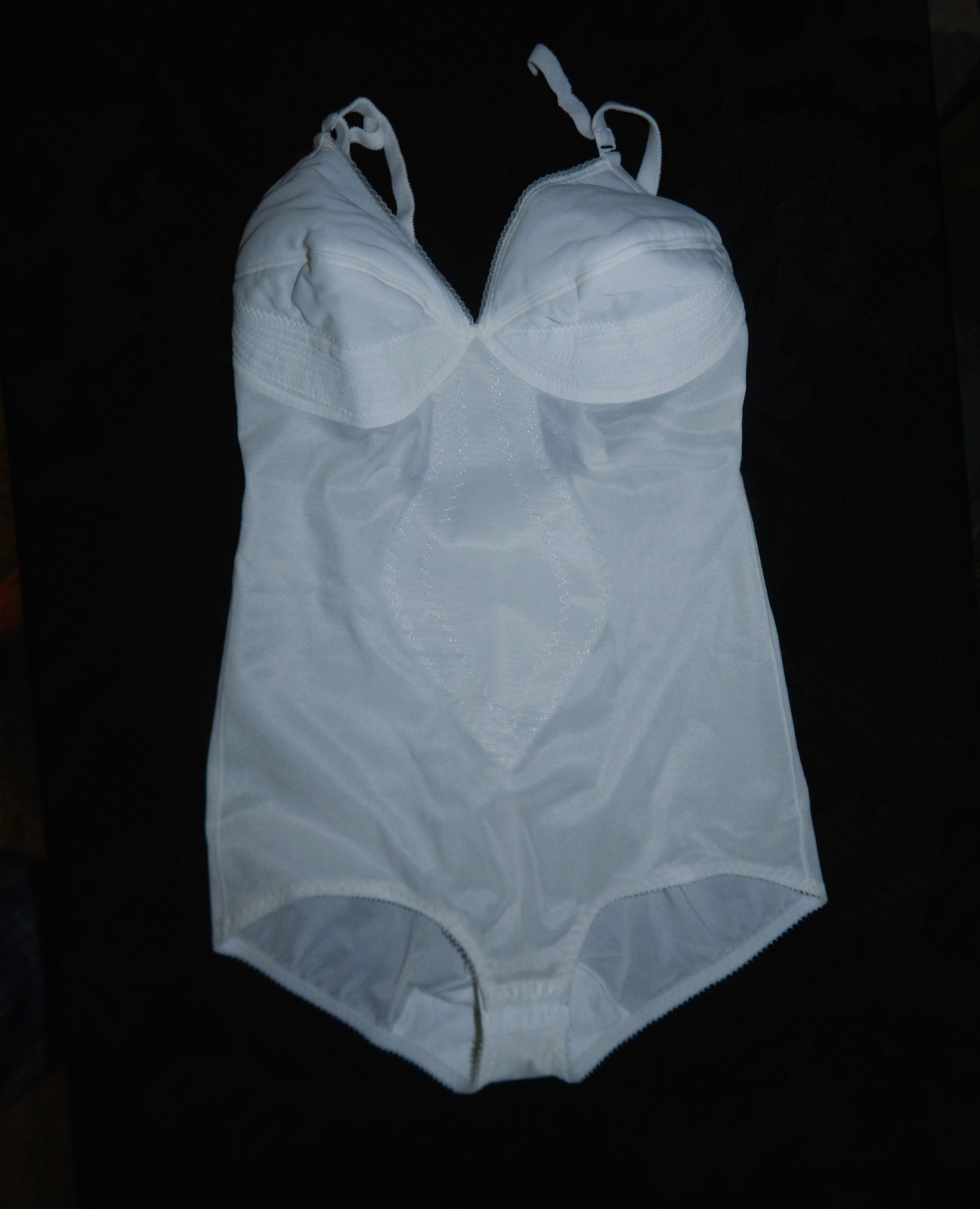 De Luxe Fashions All in One White Stretchy Girdle Bodysuit Soft Cups-Style 40B