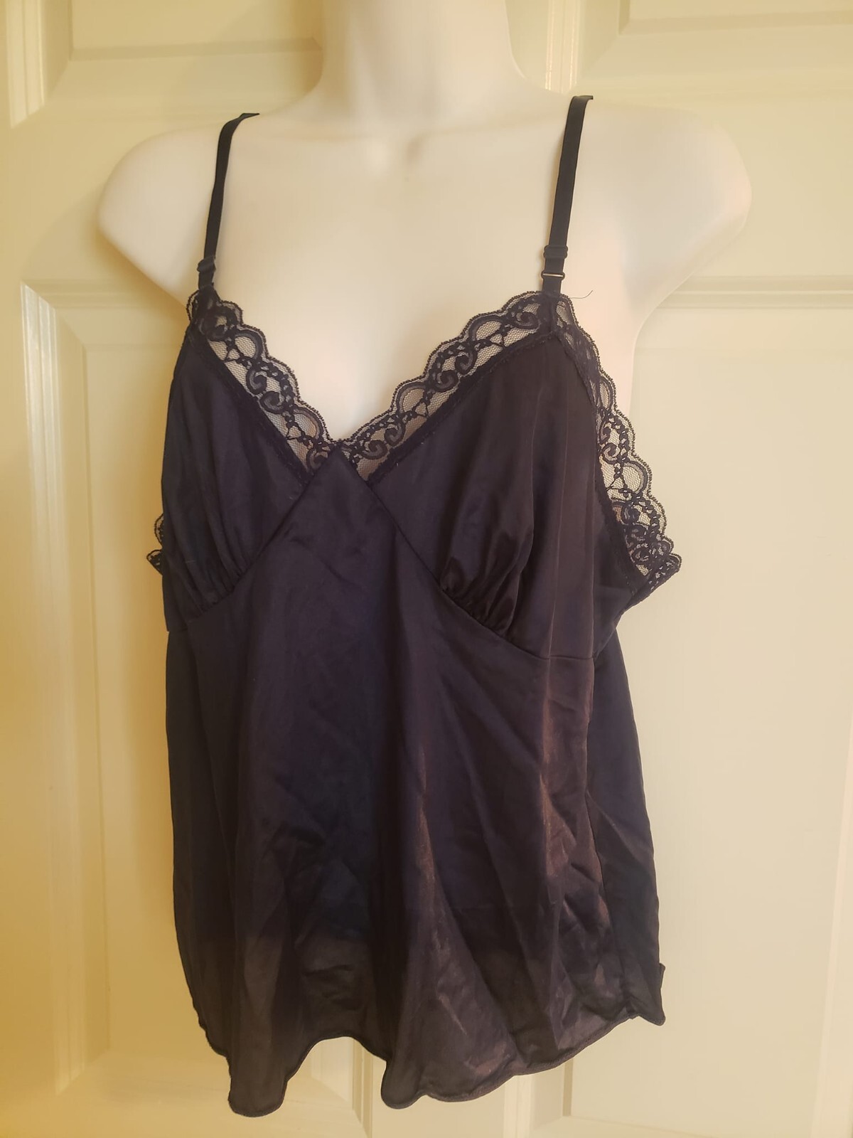 Vintage Deena Lingere Navy Blue Cami Silky Nylon Adjust Strap Lace Size 38