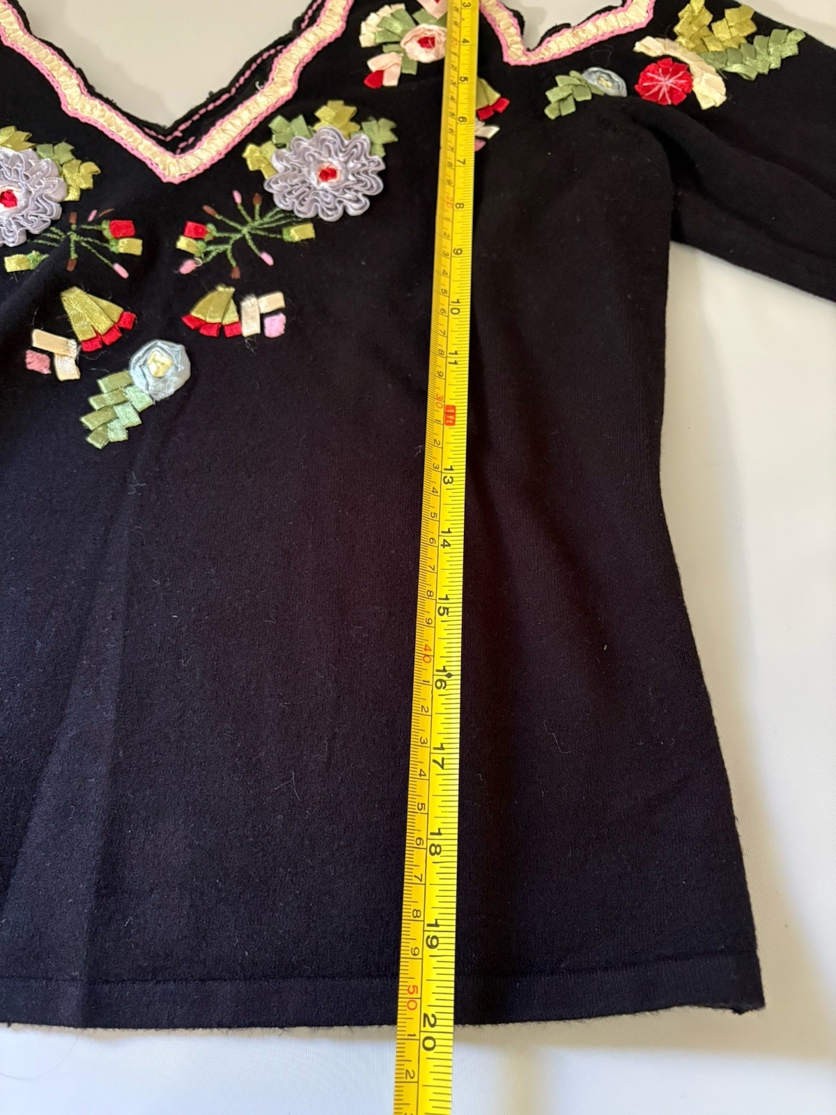 Dolce Cabo Y2K Sweater Black Embroidered Floral Cold Shoulder Women’s Large