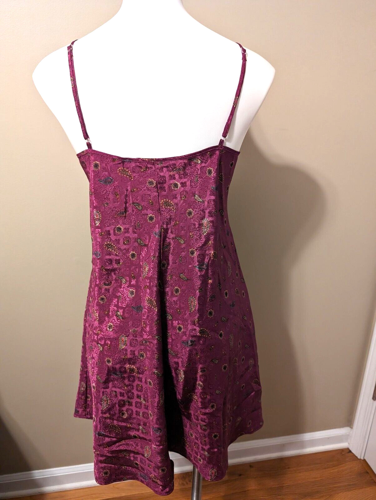 Inner Most Women’s Plum Paisley Satin Chemise/Slip Dress 1X Style: 17302 NWOT