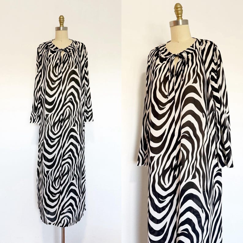 Vintage Caftan / Zebra Caftan / Beach Cover Up / One Size