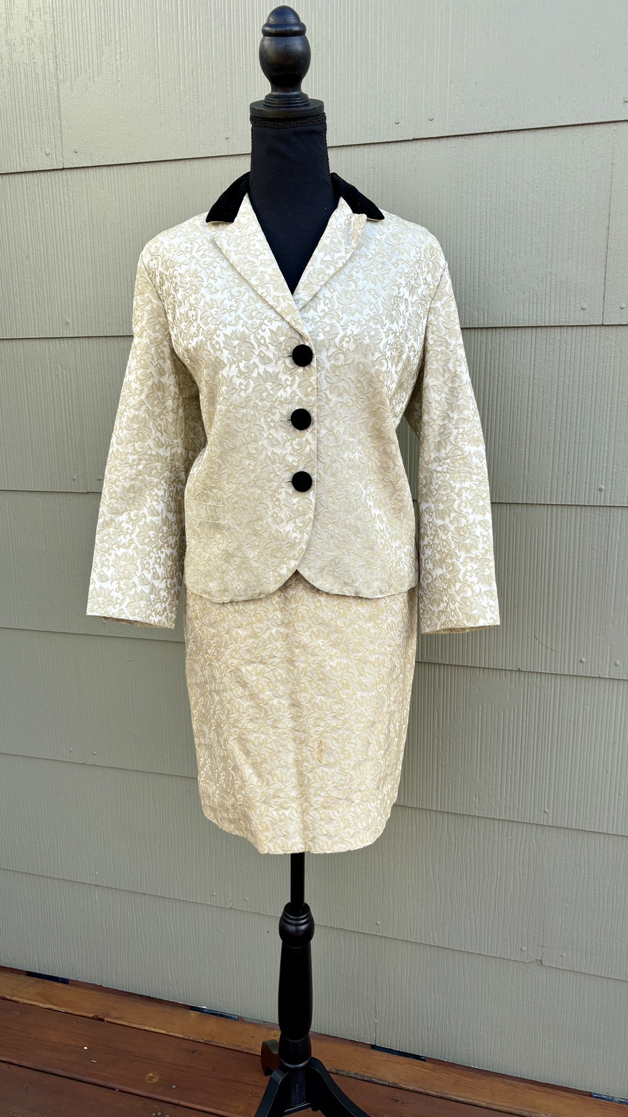 vtg REID & REID 40s 50s Old Money Brocade Velvet Collar Jacket Skirt Suit Set