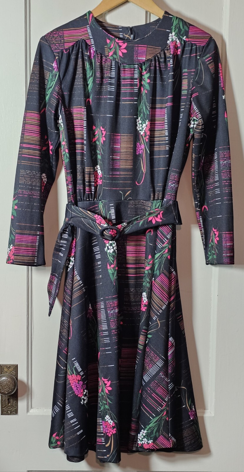 VTG Cotton City Frock Dress Size 40″ Chest Black Pink Floral Polyester Unionmade