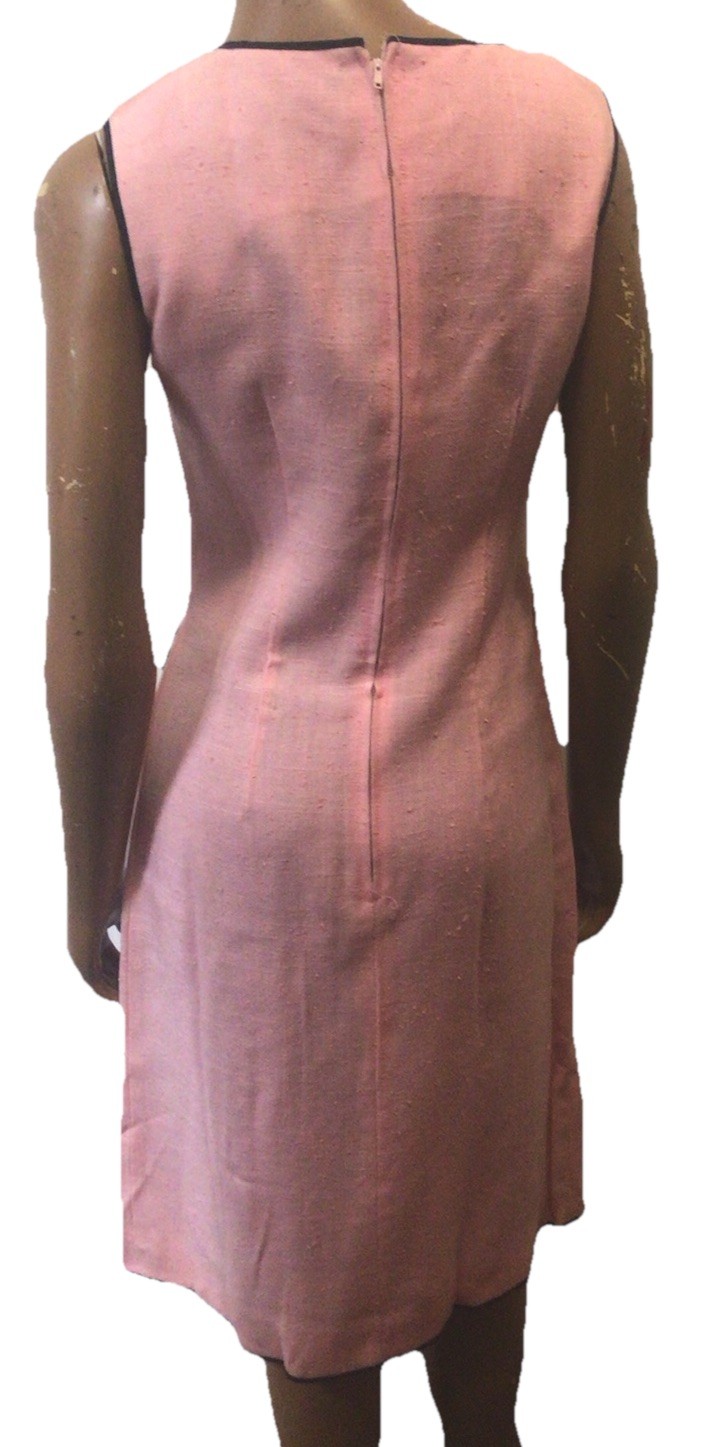 UNIQUE Vintage 1960’s MCM Mod Pink & Black Shift Dress by Carlette Size 5
