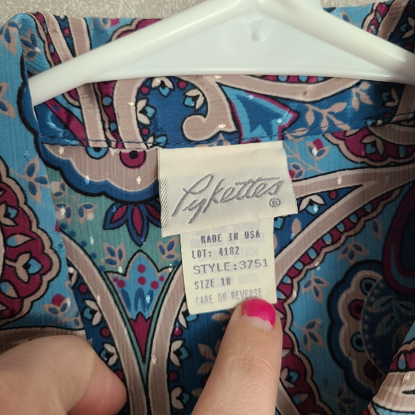 Vintage Pykettes Blouse Bowtie Neck Size 18 Blue Paisley Secretary Button Up Top
