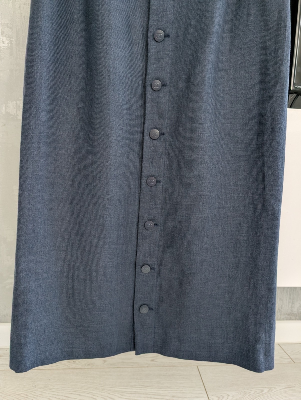 Chanel CC Button Front 98C Linen Wool Navy Blue Straight Pencil Midi Skirt 42 S