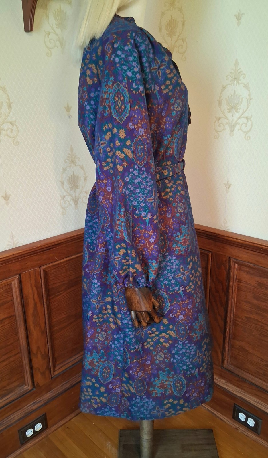 Vintage 1970s British Lady Union-Made Psychedelic Paisley Boho Mod Dress, s 18.5