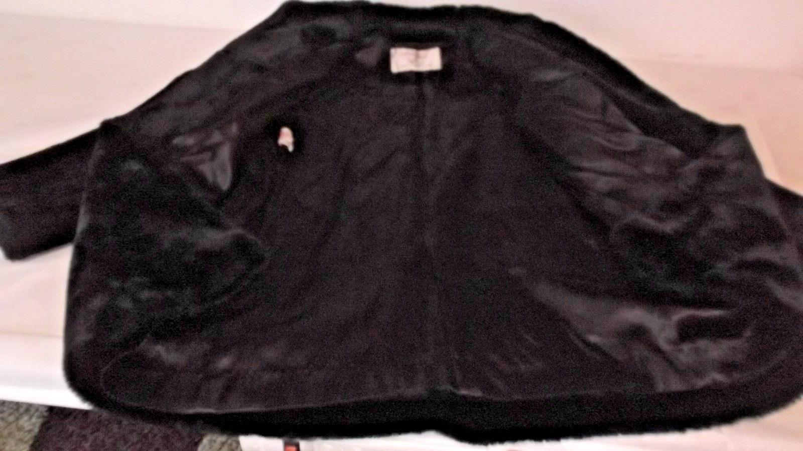 Intrigue Luxury by Glenoit Black Vintage Fur Coat Faux Mink Women’s 6 Union USA