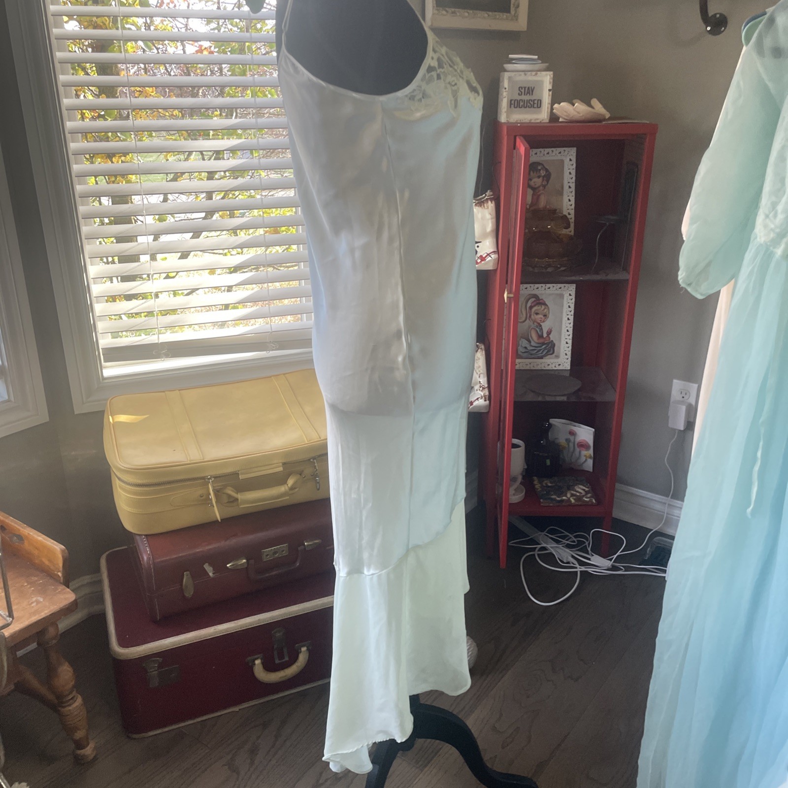 Nine & Company 2 Piece Small Vintage Lingerie Gown And Robe Nightgown