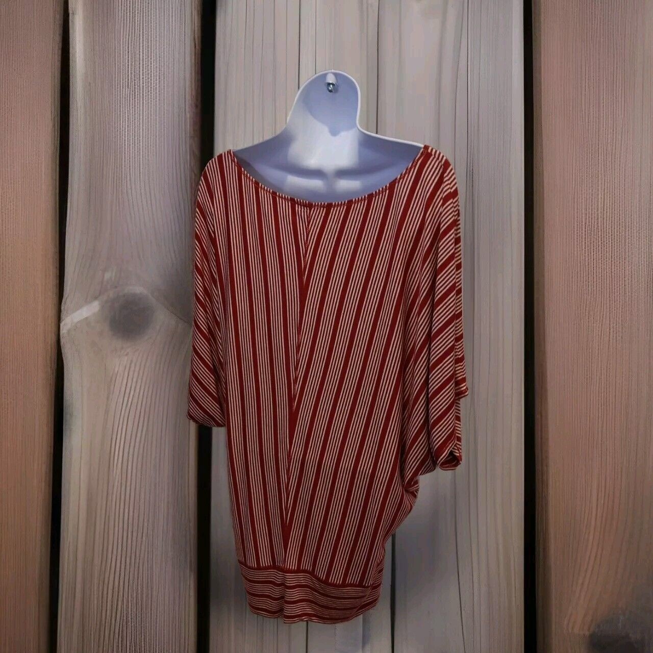VTG 70s/80s MLLOP Womens XL Red White Rayon / Linen Off Shoulder Top V-Neck