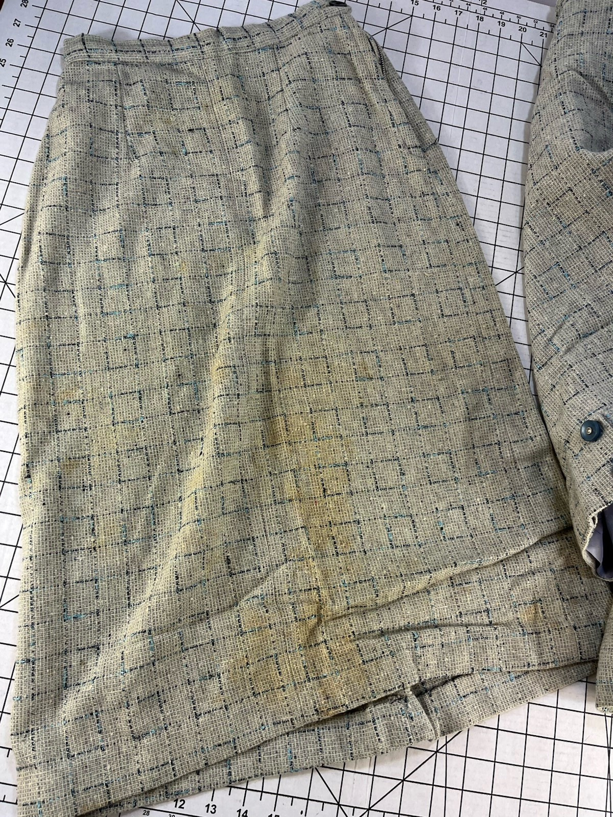 Vintage 40s 50s 60s Women’s Two Piece Jacket Skirt Fleck Wool Blend Business Mod