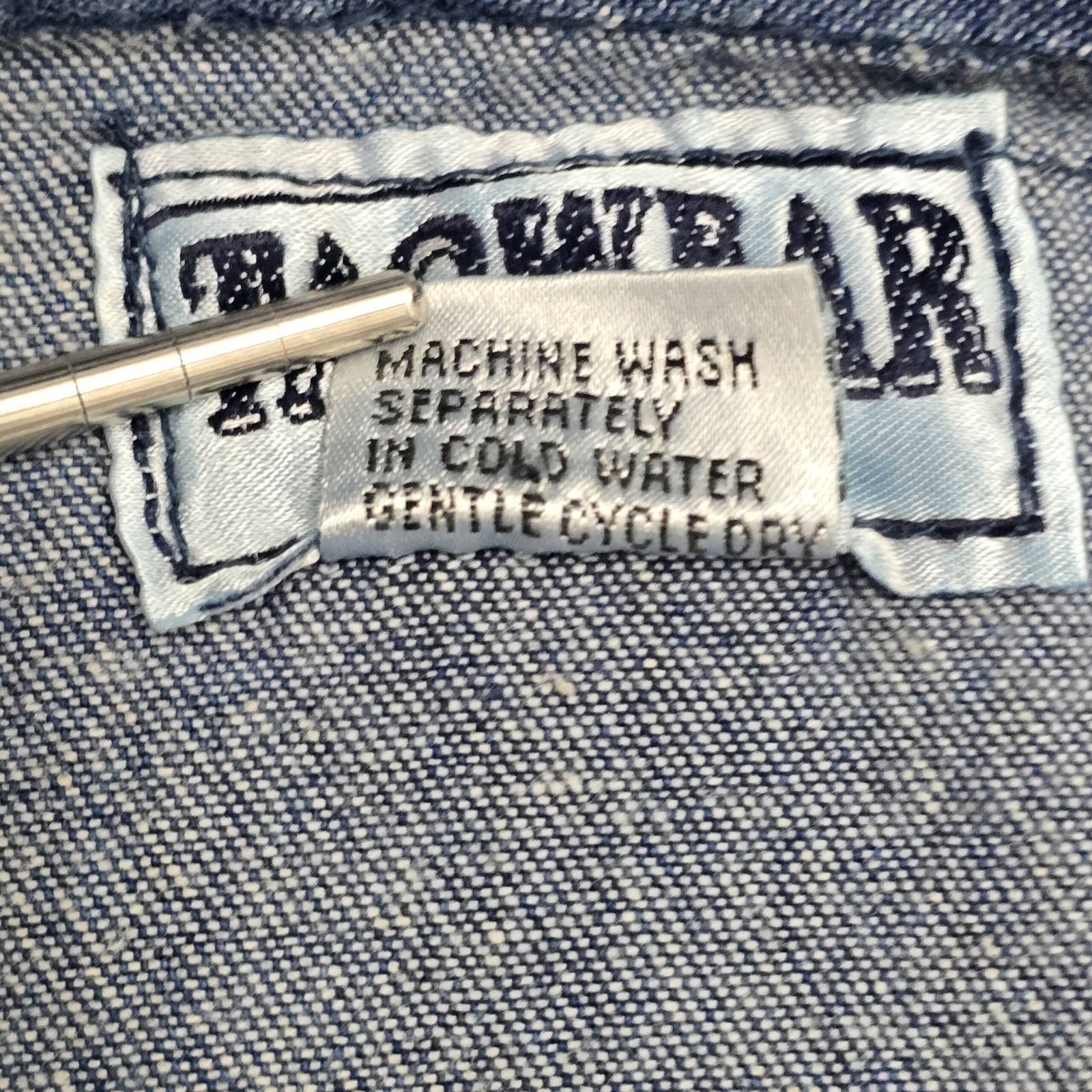 Tagwear Worldwide Vintage Blue Denim Penguin Embroidered Button Down Shirt Med