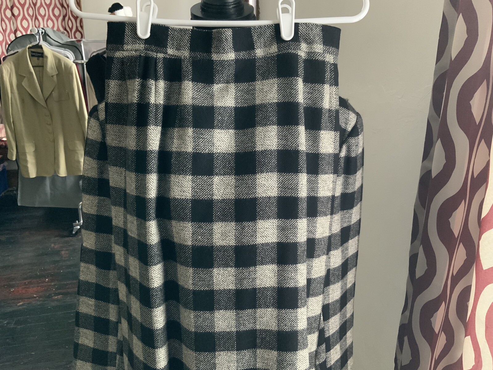 Louis Feraud Vintage Skirt Suit 8 Black, Gray and White lg check Beautiful.