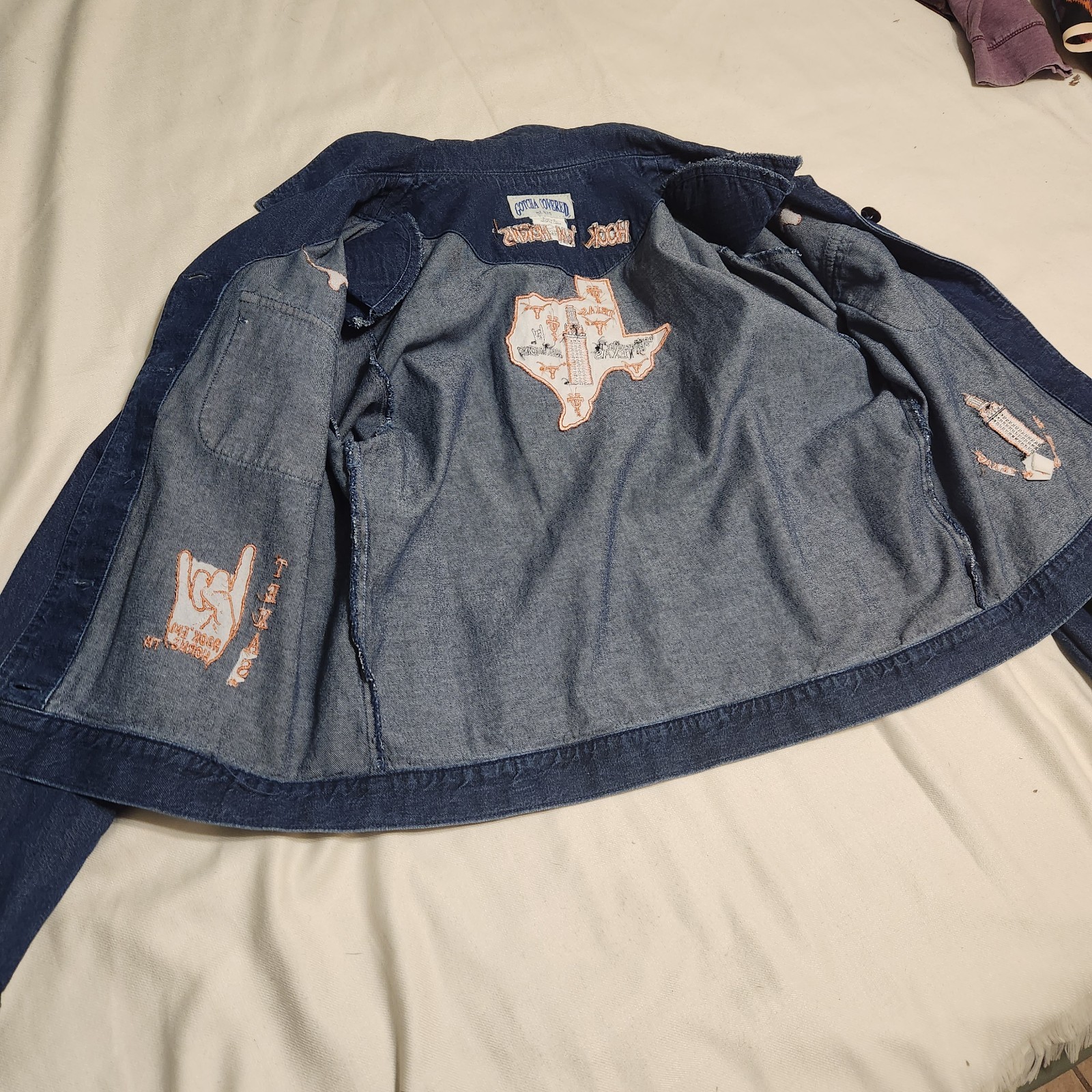 Vintage 90s Gotcha Covered Texas Embroidered Denim Jacket Womens M