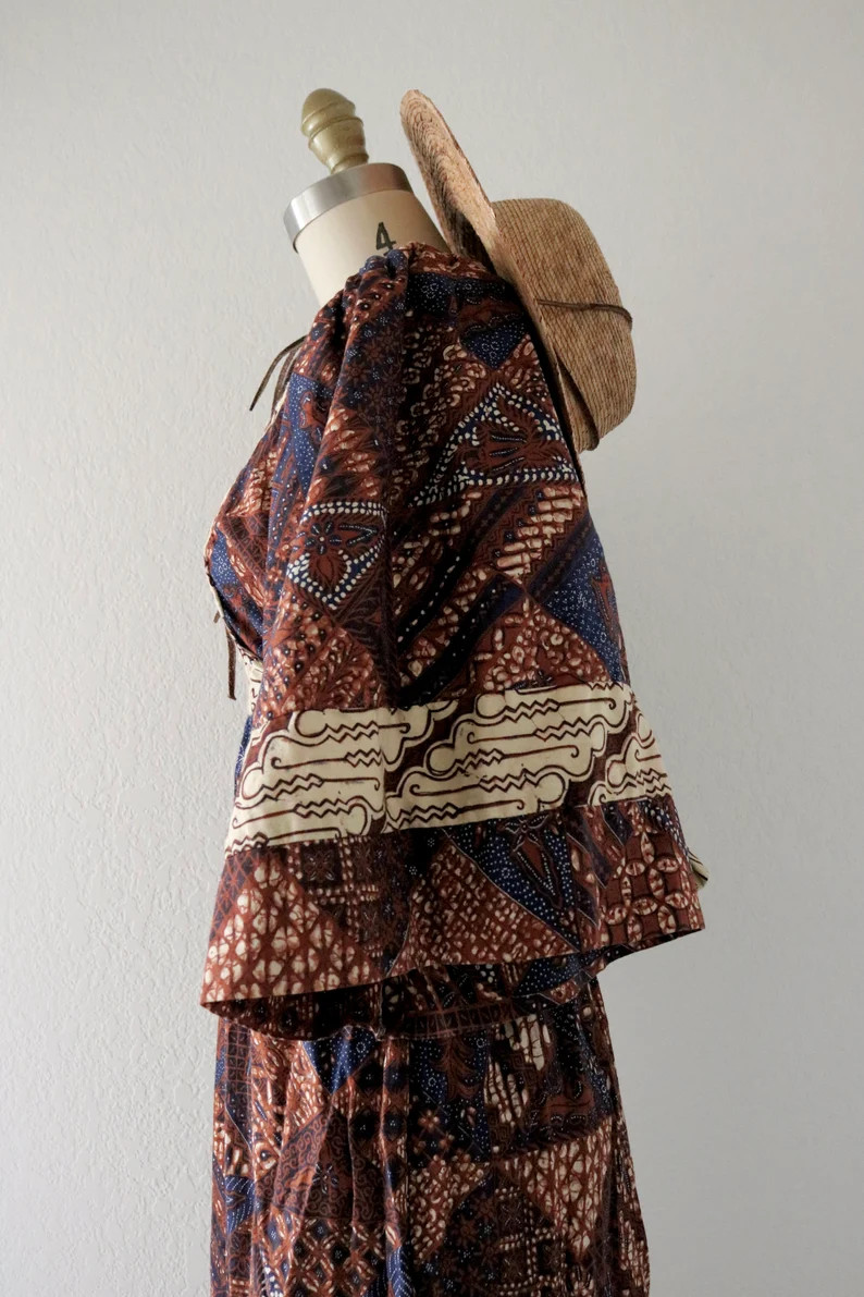 70s Young Innocent by Arpeja Batik Prairie Boho Dress Bell Sleeves – Sz X Small