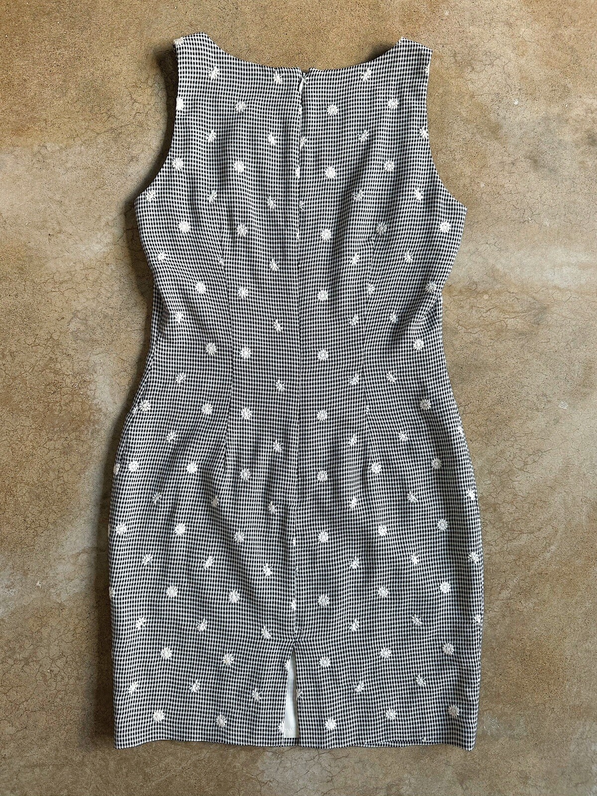 Vintage 90s Donna Ricco Gingham Floral Embroidered Sheath Dress Size 8