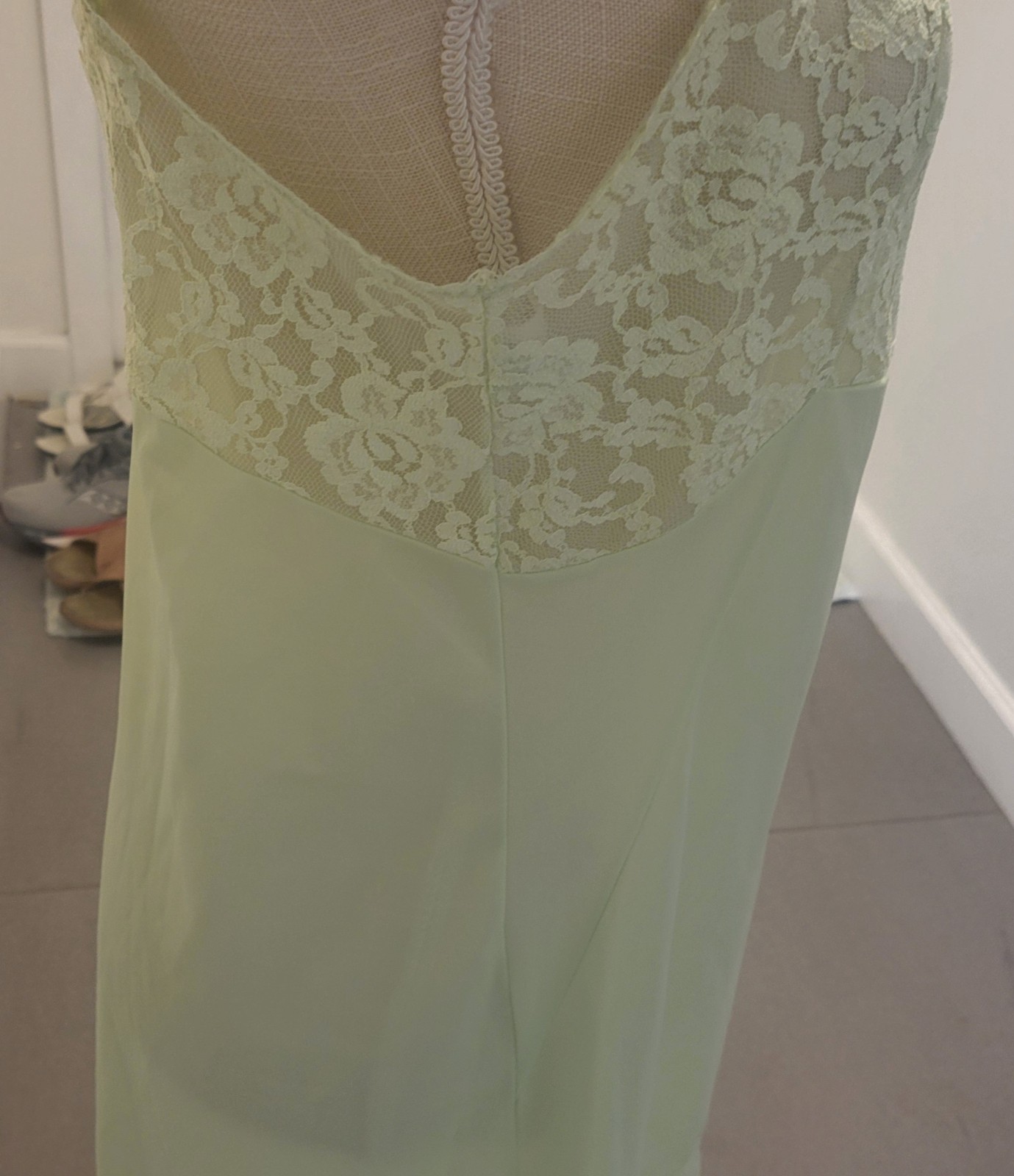 Monsanto Slip Dress L38 Lace Trim Green Nylon Satin Short Ajust.straps U.SA Vtg