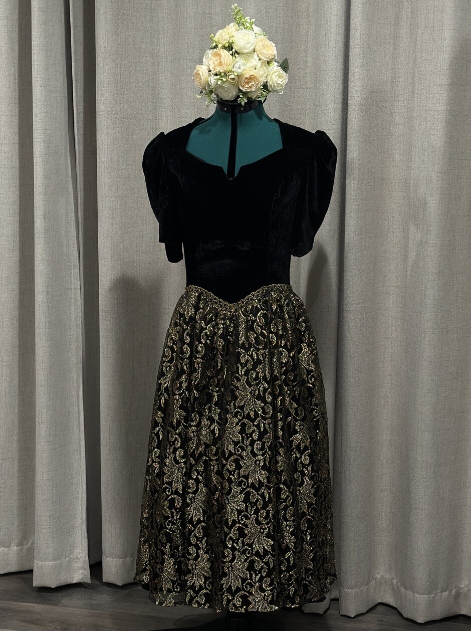 Vintage Scott McClintock Velvet and Gold Brocade Dress – Size 10