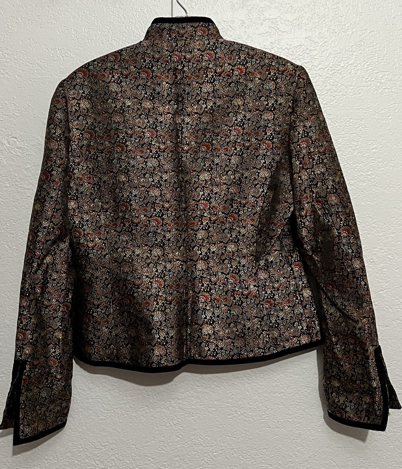 Vintage WDNY Size 4 Mandarin Asian Tapestry Brocade Embroidered Retro Jacket
