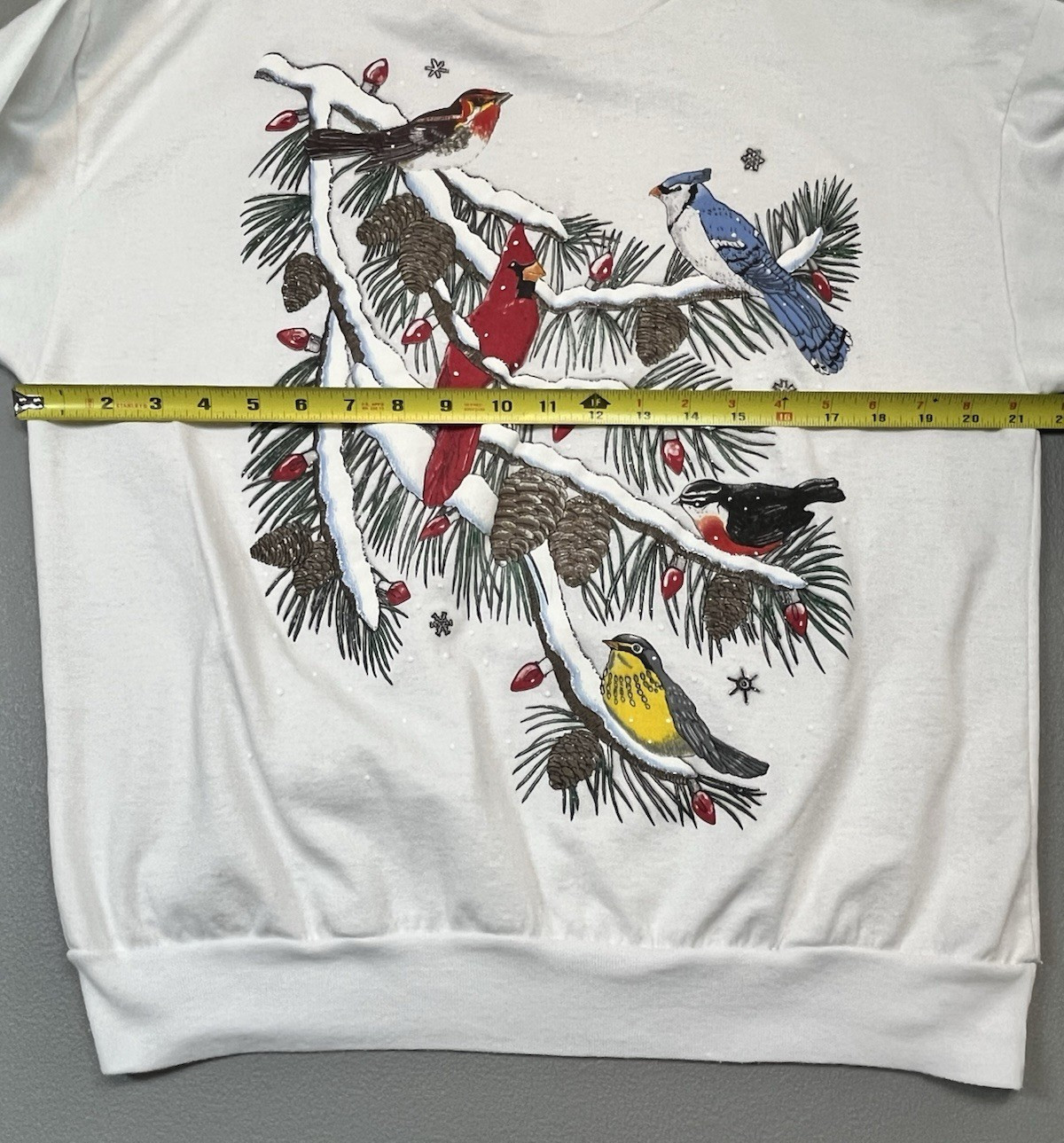 Vintage Nutcracker Puffy Graphic Christmas Sweatshirt Cardinal Snow Birds Medium