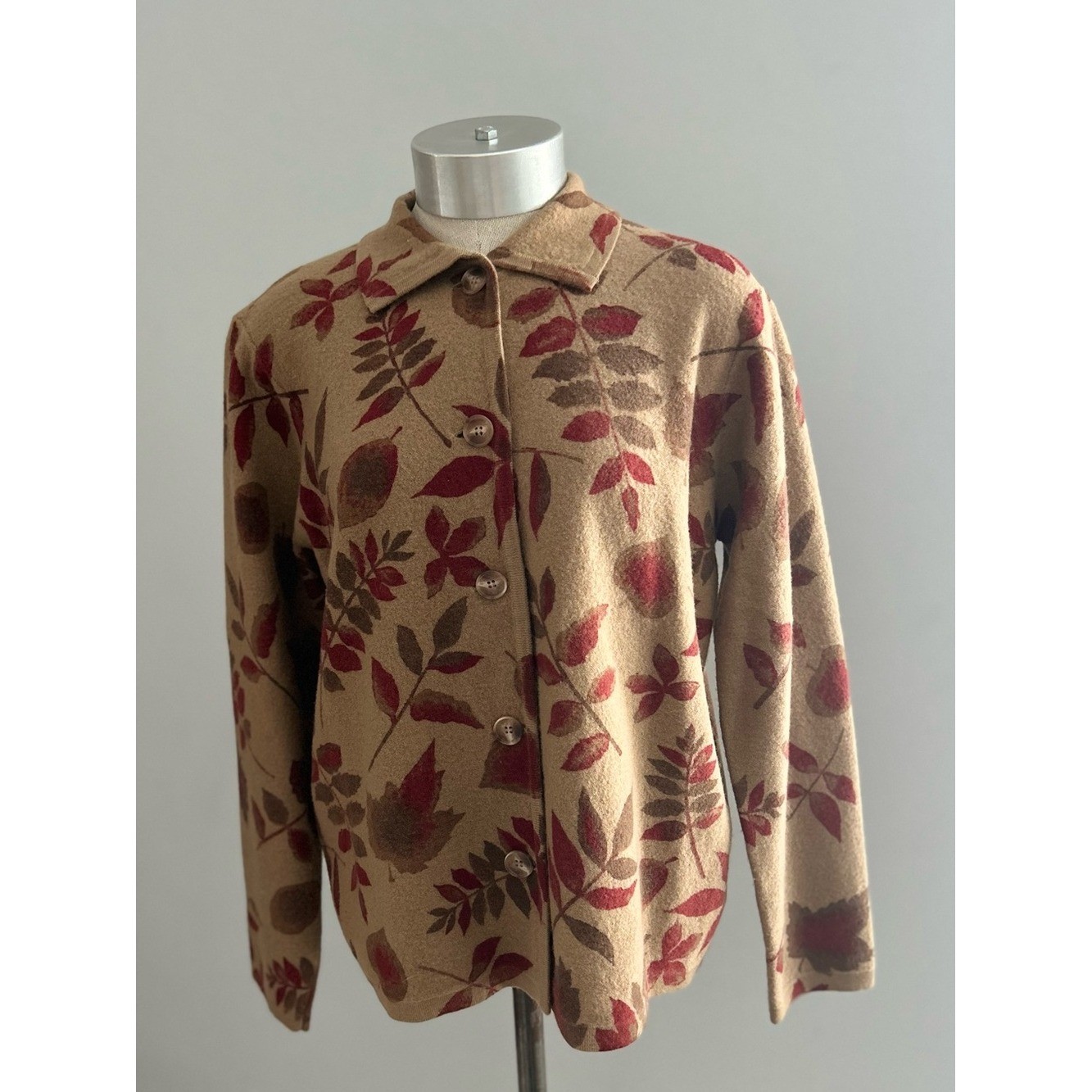 Vintage Pendleton 100% merino wool cardigan women petite M leaf print sweater