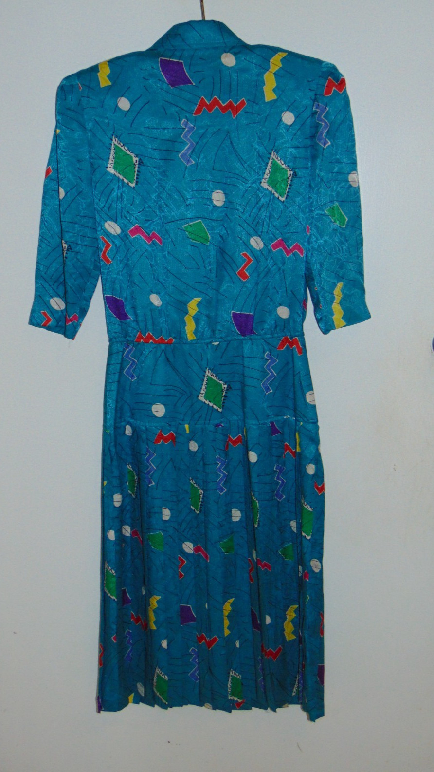 Vintage 80’s La Petite Connection Knee Length Midi Blue Geometric Pleated Dress