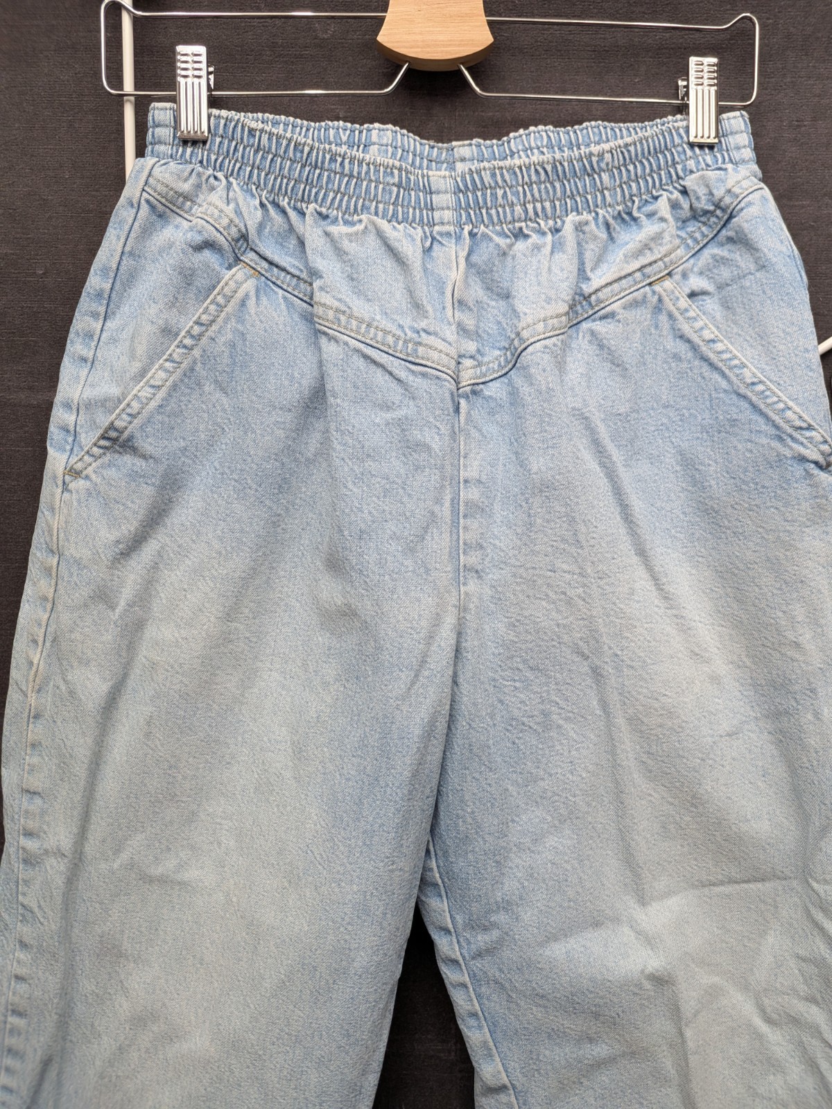 Vrg Mom Jeans Elastic V Waist 80’s Mom Hot Mom No Back Pockets 28″ IC Isaacs