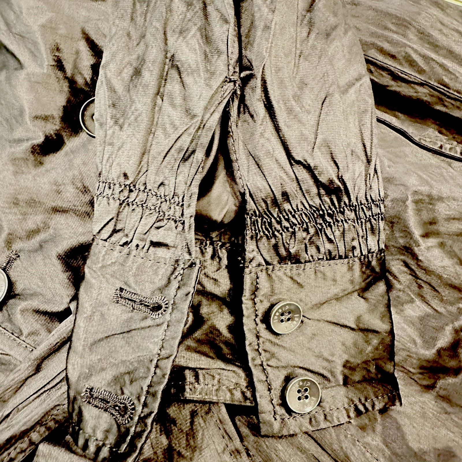 Diesel Authentic Vintage Shiny Metallic Wrinkled Short Trench Coat. All Cotton.