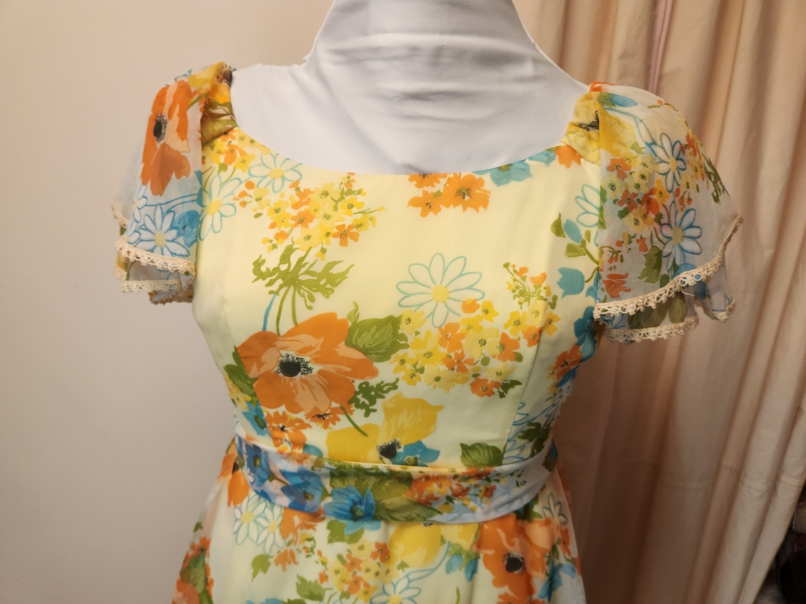 Vtg Wm’s 70s Yellow Floral Maxi Dress*Sheer Flutter Sleeve*Lg-photo Measurements