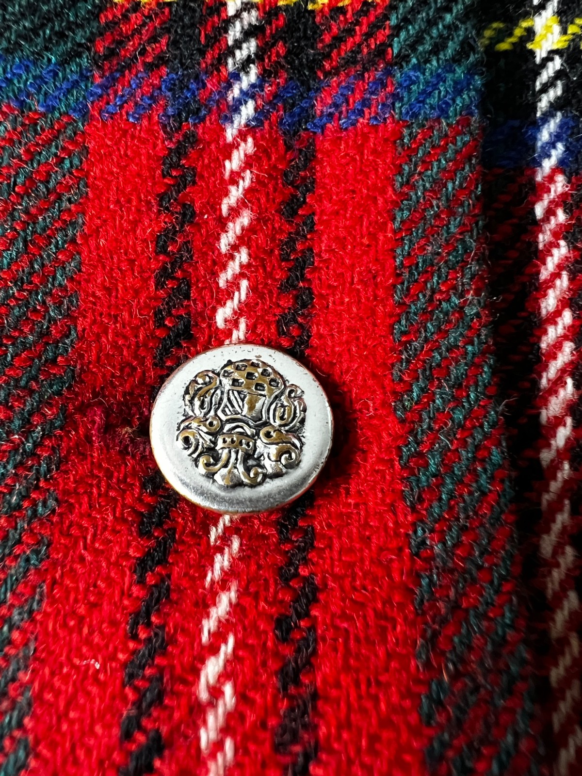 Vtg Rally Klad Red Black Gold Tartan Plaid Vest Sz. 6 Made in Scotland 100% Wool