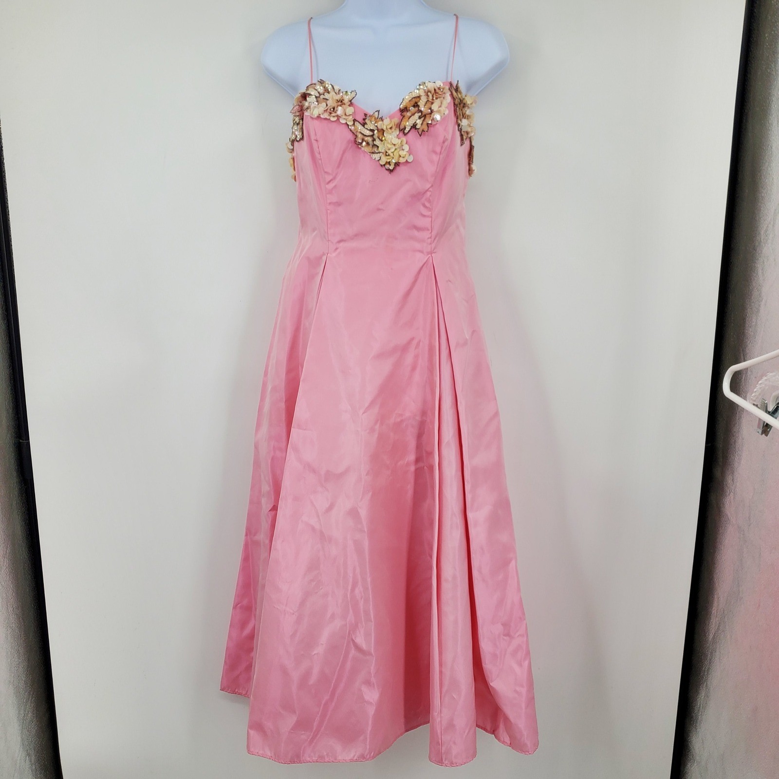 Vintage Cache Y2K Pink Sequin Floral A-Line Gown Dress 4 Formal Prom Fairycore