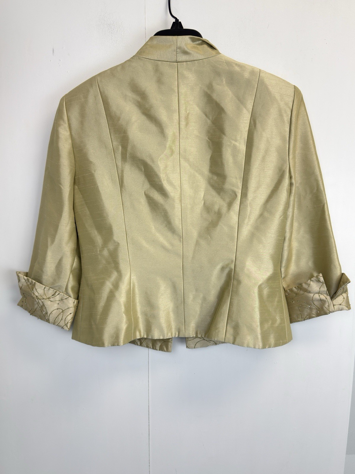 Vintage Cachet Women’s 10 Gold Beaded Formal Blazer Jeweled Clasp 3/4 Sleeves