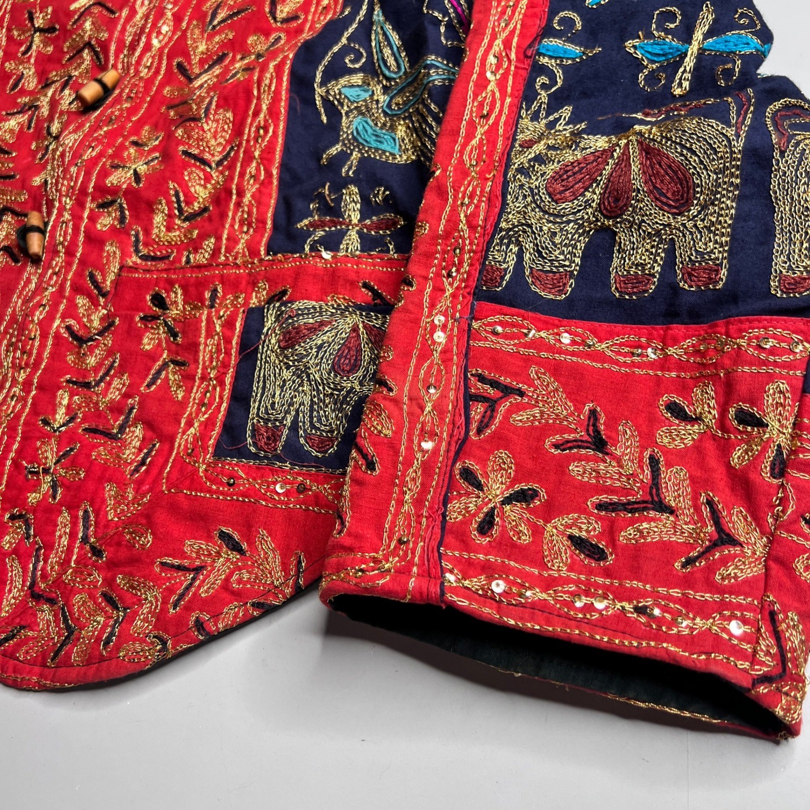 Vintage Classic India Embroidered Cotton Jacket Red Navy Elephant Boho Toggle OS