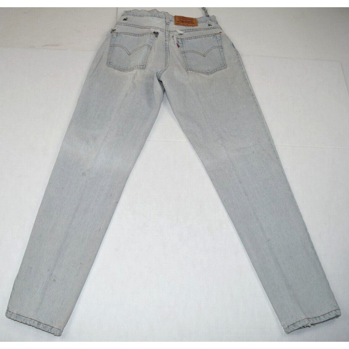 Vintage Levi’s 550 Jeans 26 x 30 Pale Blue Relaxed Fit Tapered Leg c.2013